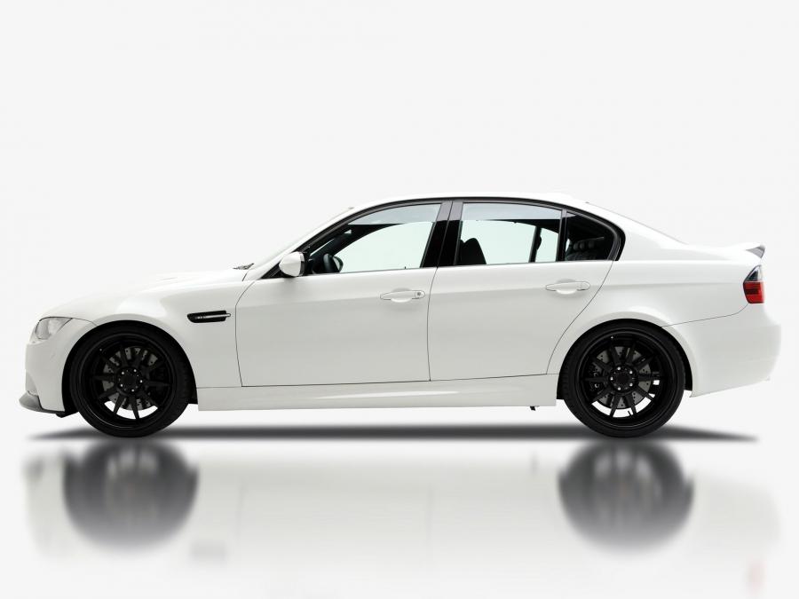  BMW M3 Sedan by Vorsteiner 2009 года  (фото 3 из 15)